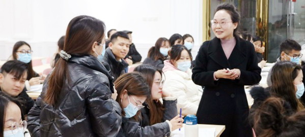 旬阳 专家指导+名师授课+培优补弱+日清月结的教学模式