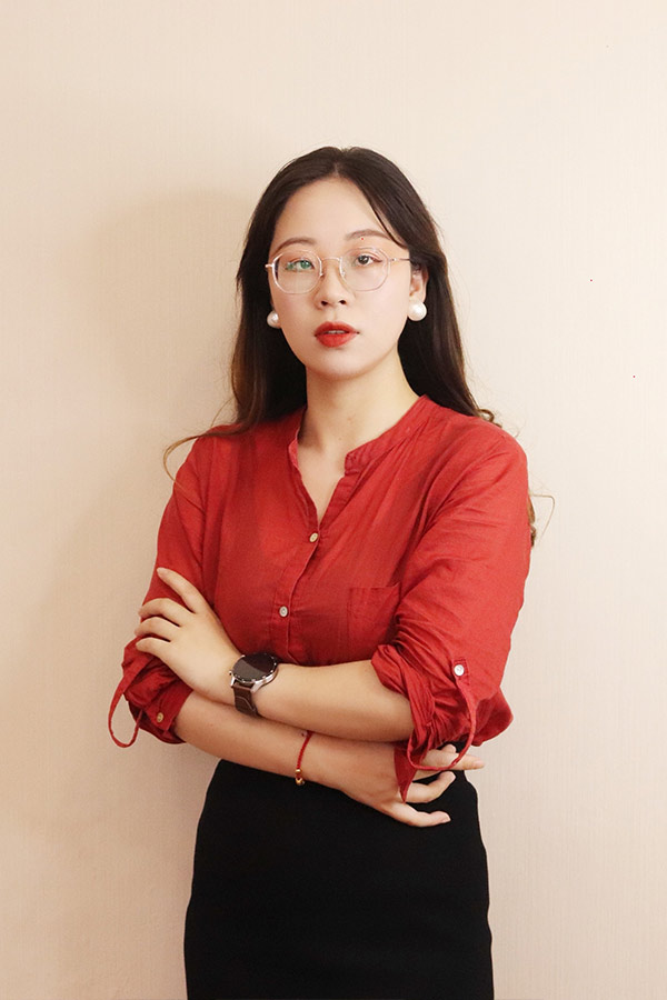 旬阳张治华 本科学历，毕业于陕西师范大学