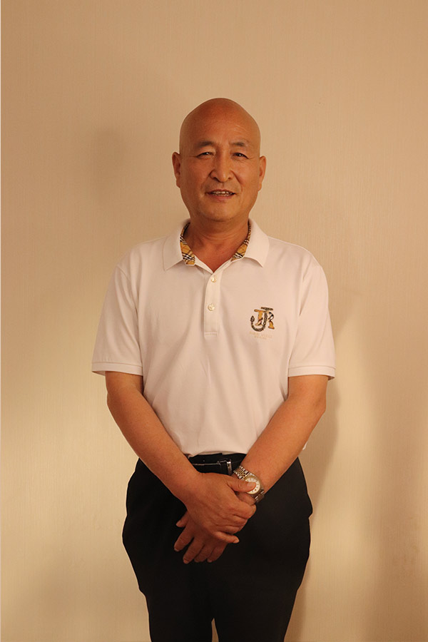 旬阳杨养民 本科学历，毕业于陕西师范大学